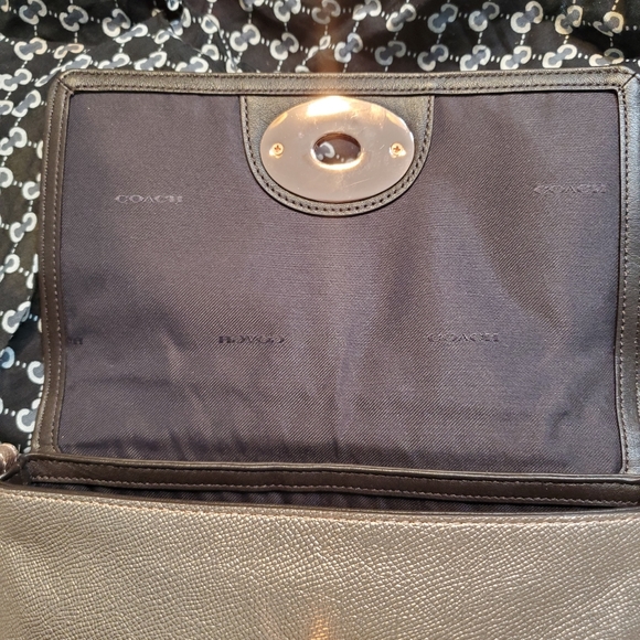 Coach Ladies Crossbody bag
